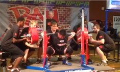 15 Years Old Performs 727lb Raw Squat (Video)