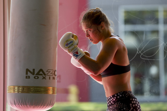 Floyd Mayweather: Ronda Rousey’s Ring Magazine Cover Makes Boxing Look Bad