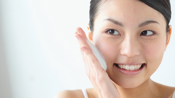 How Do Whitening Products Work?