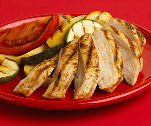  Grilled Chicken and Mixed Vegetables - a satisfying protein and fiber meal for post-workout purposes